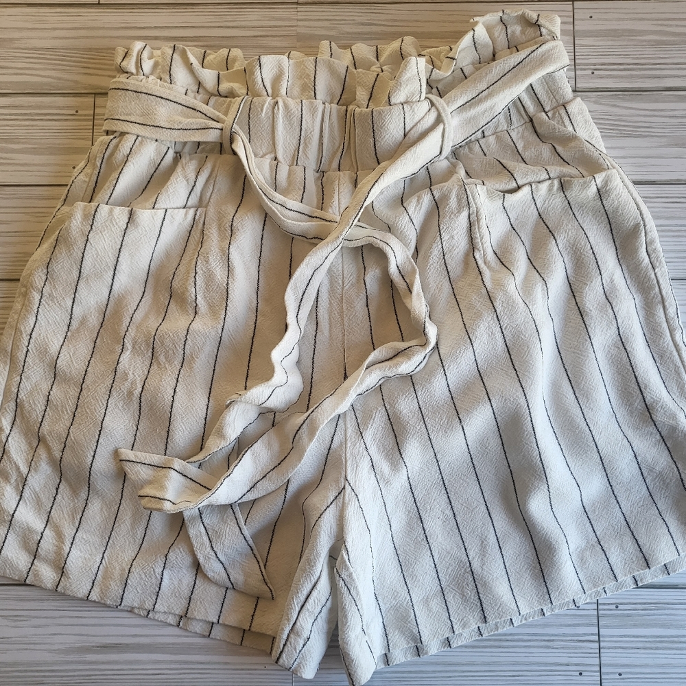 Lumiere Paperbag shorts- Small